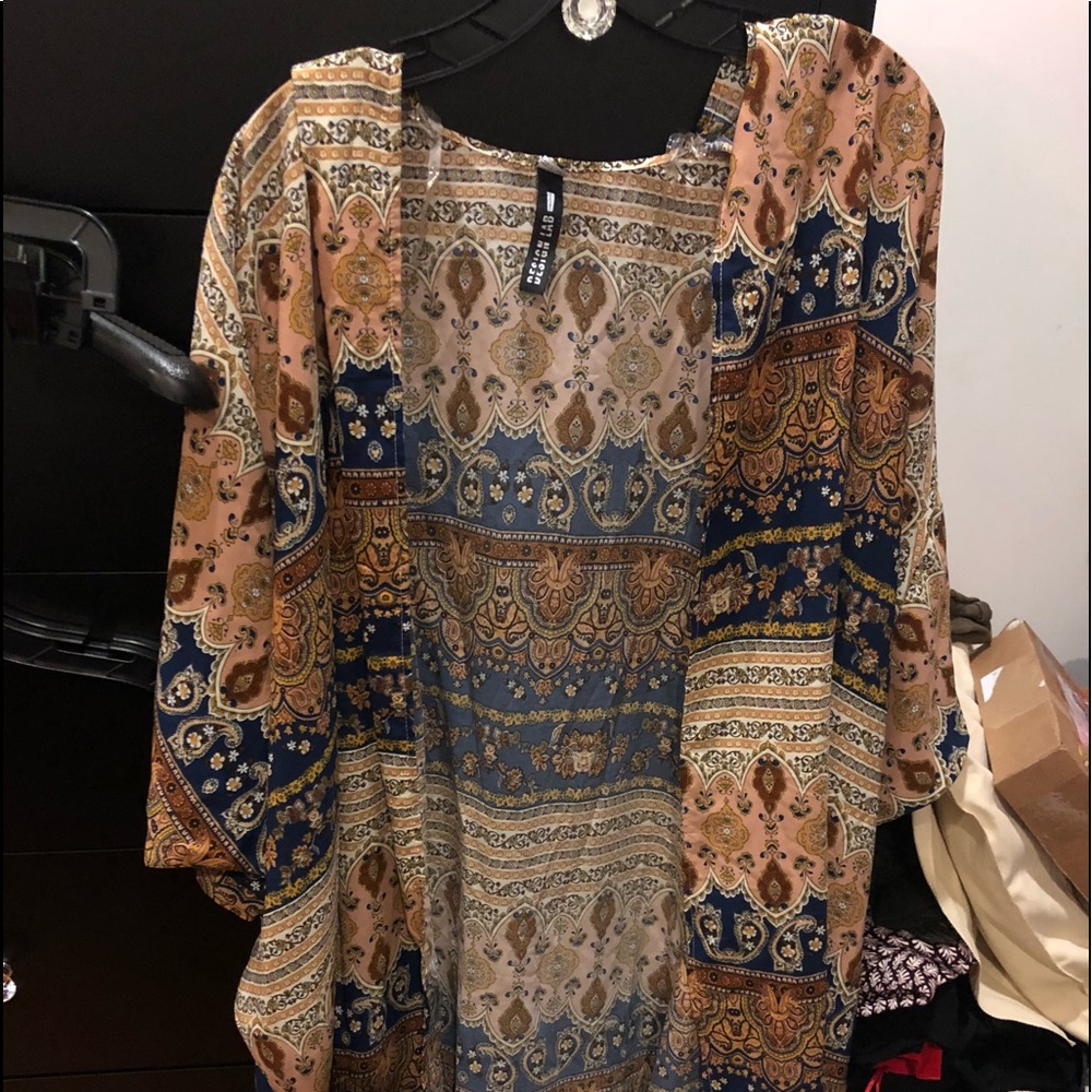 Long Kimono - Picture 2 of 6